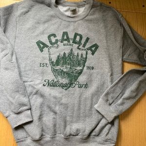 NWOT Gray Acadia national Park sweatshirt. Maine